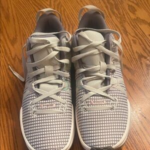 Nike Beige Mesh Sneakers with Mint Green Accent